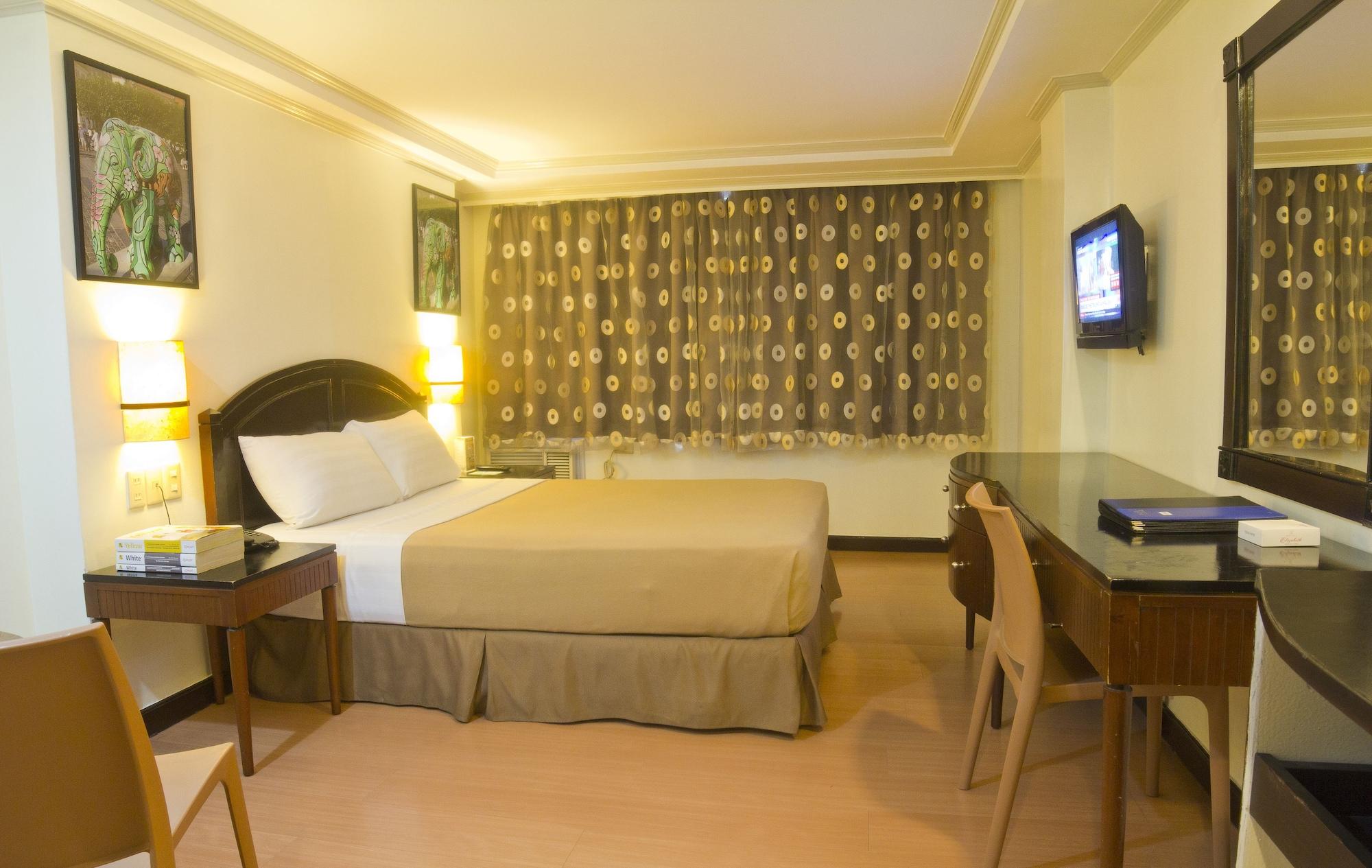 Fersal Hotel Neptune Makati Makati City Екстер'єр фото
