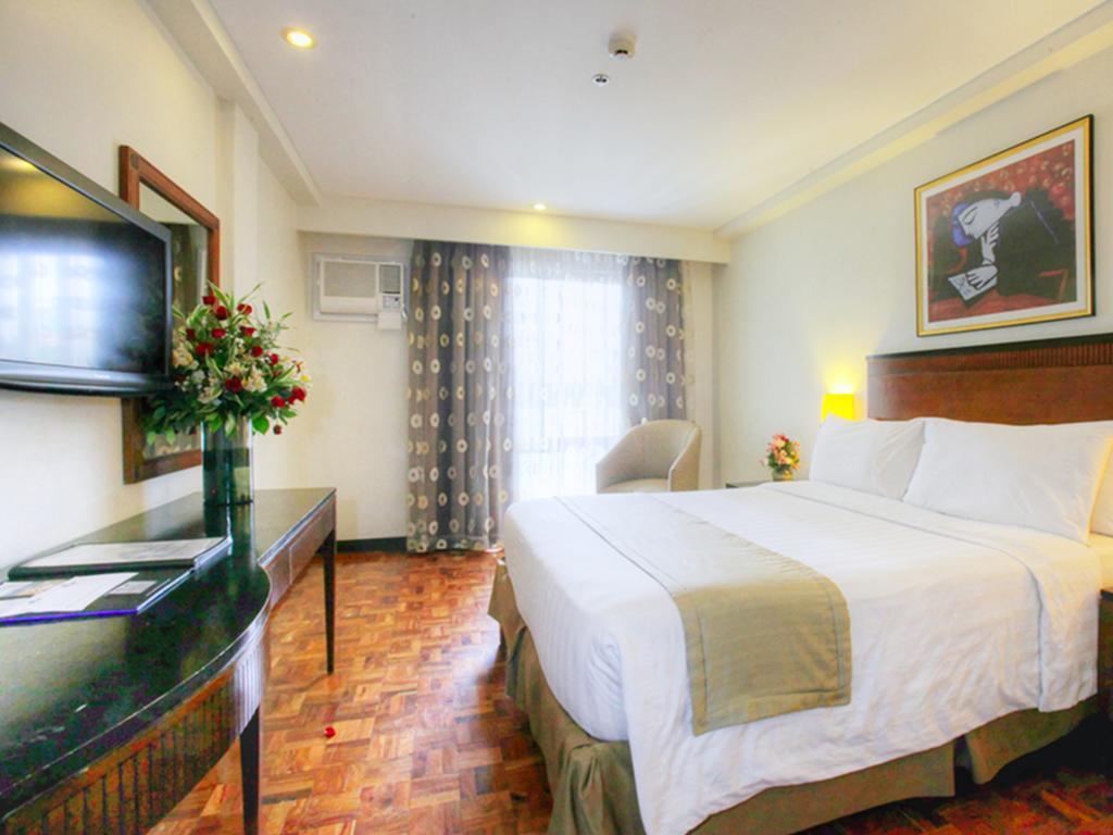 Fersal Hotel Neptune Makati Makati City Екстер'єр фото
